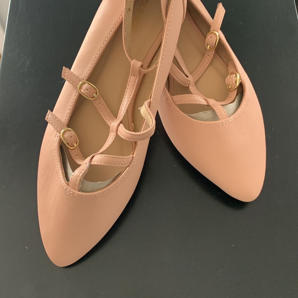 NWT Old Navy Blush Pink 3 buckle flats